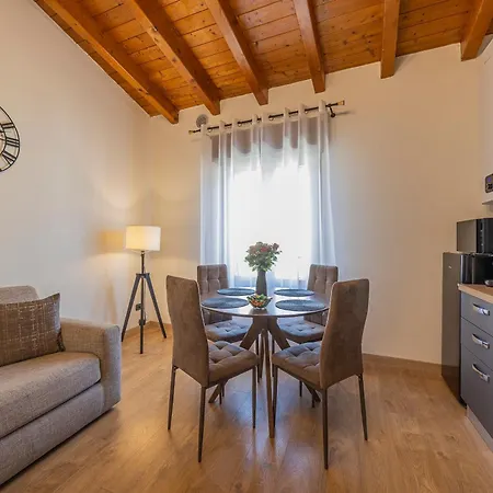 Prestige - Rustic Elegance Lejlighed *