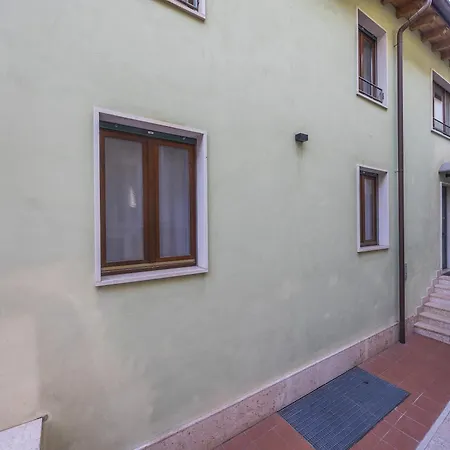 Apartman Prestige - Rustic Elegance *